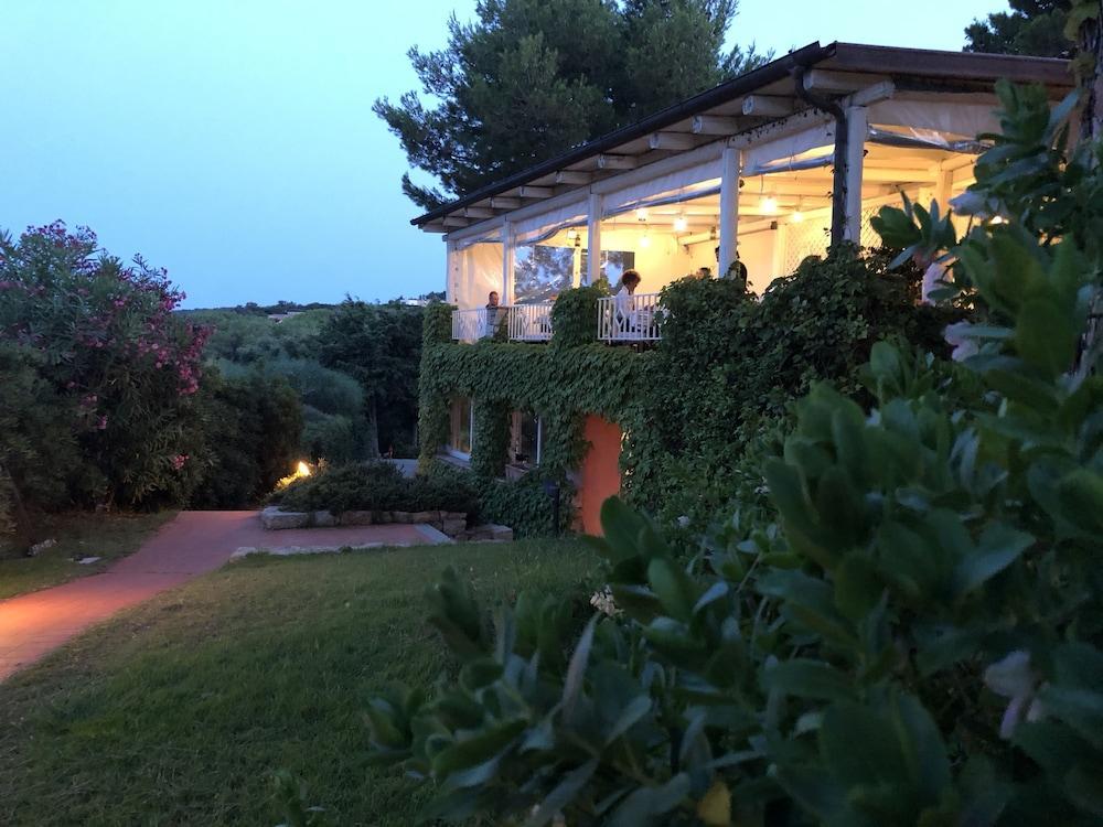 Hotel Le Ginestre Porto Cervo Exterior foto