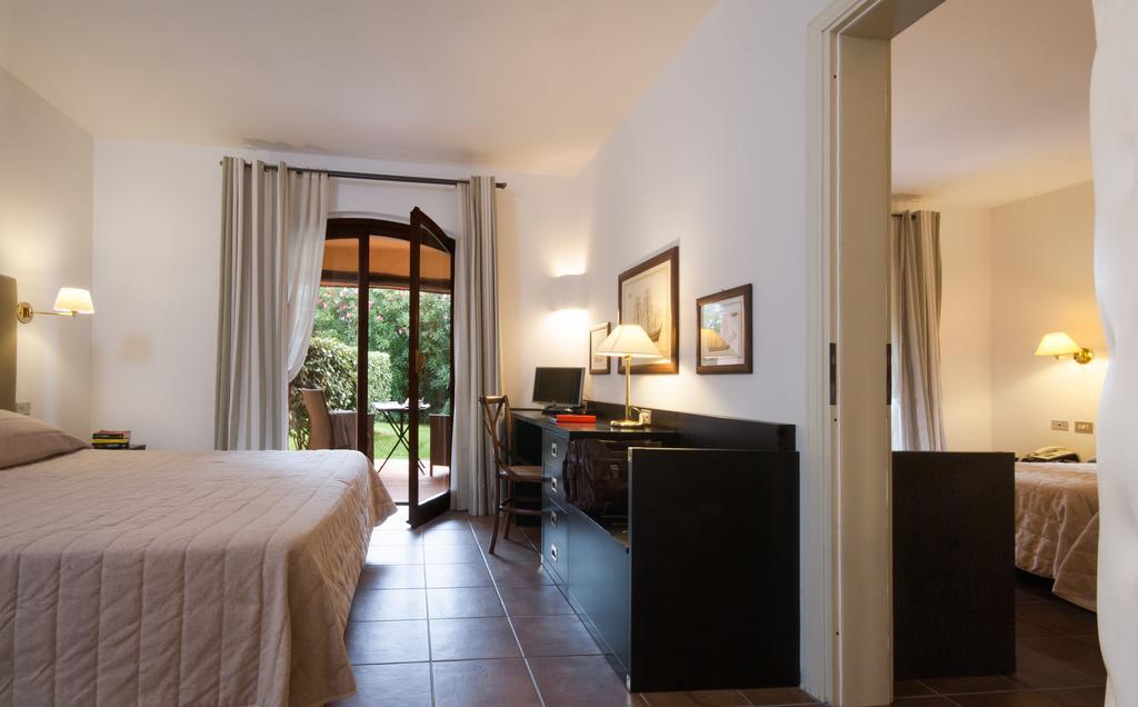 Hotel Le Ginestre Porto Cervo Exterior foto