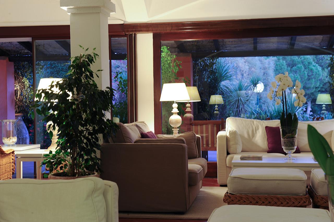 Hotel Le Ginestre Porto Cervo Exterior foto