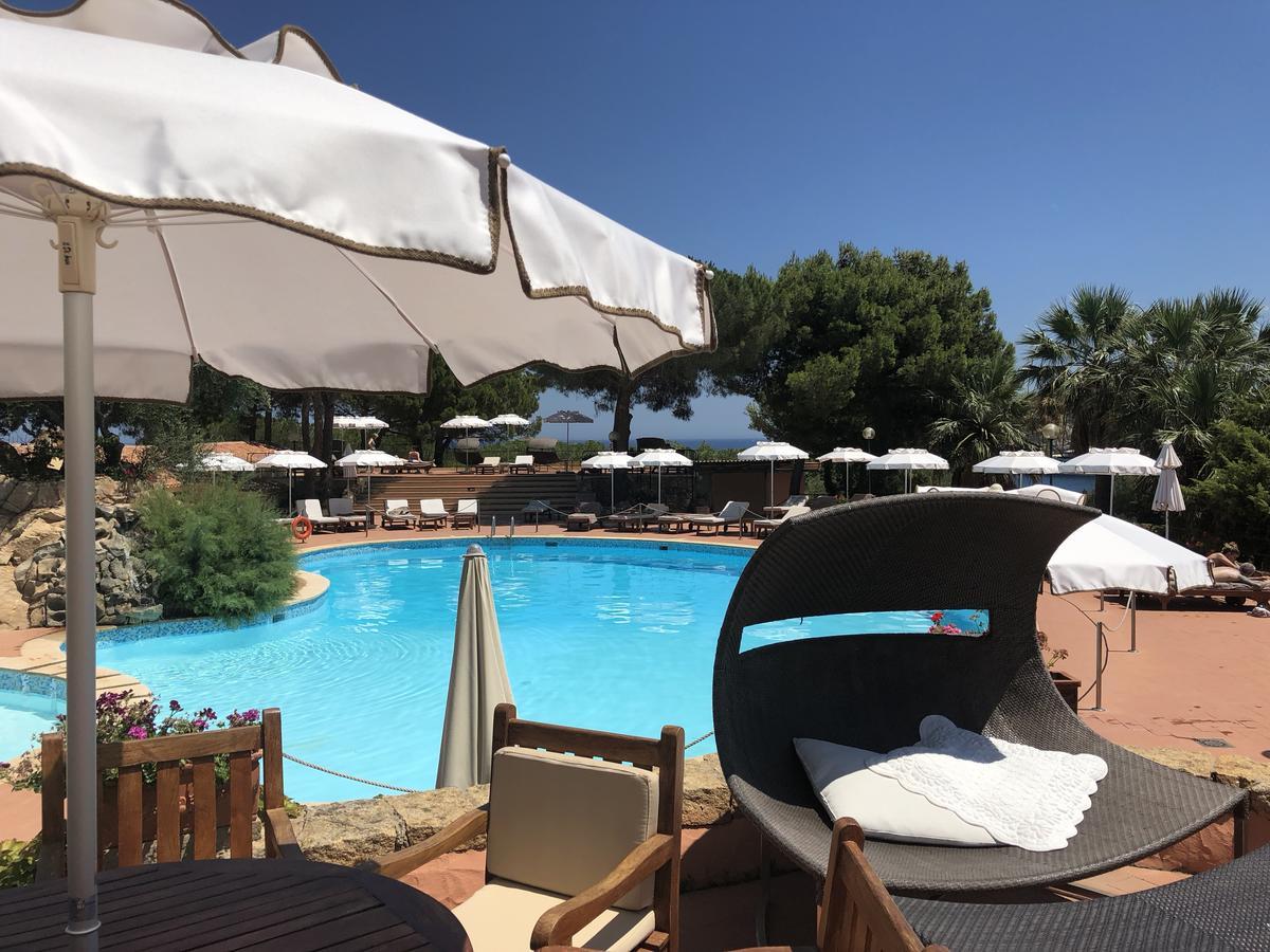 Hotel Le Ginestre Porto Cervo Exterior foto